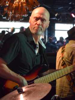 Andy DeWitt, bass